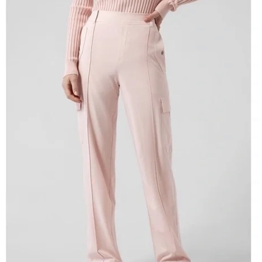 NWT Athleta Vienna Cargo Pant. retail $109. Size 16